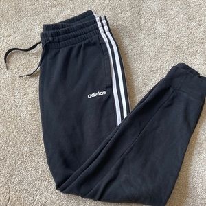 Adidas- Sweatpants/Joggers (M)